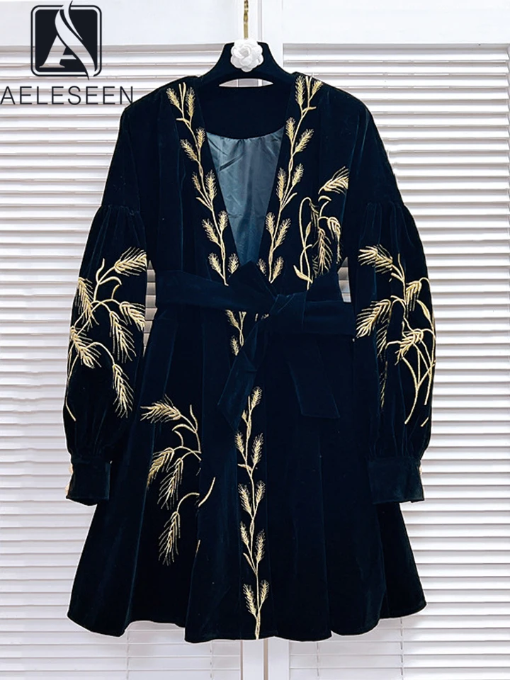 Aeleseen Autumn Winter Vintage šaty Ženy ťažké zlato Strieborné vyšívané pšeničné ucho dizajn V Velvet Velvet s dlhým rukávom Mini