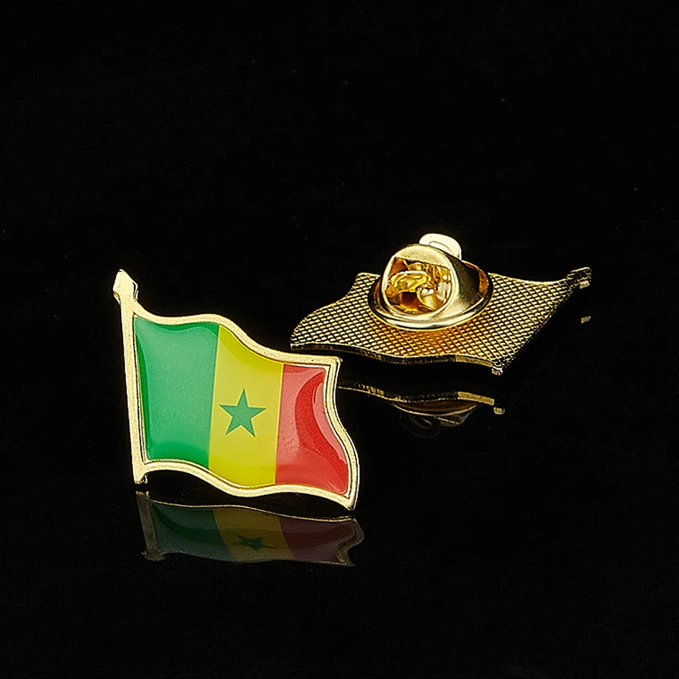 Africká krajina Senegalská zlatá golierová vlajka Gold -Gold Bar Flag Pins Tirt Krack klip spona spona brošňa