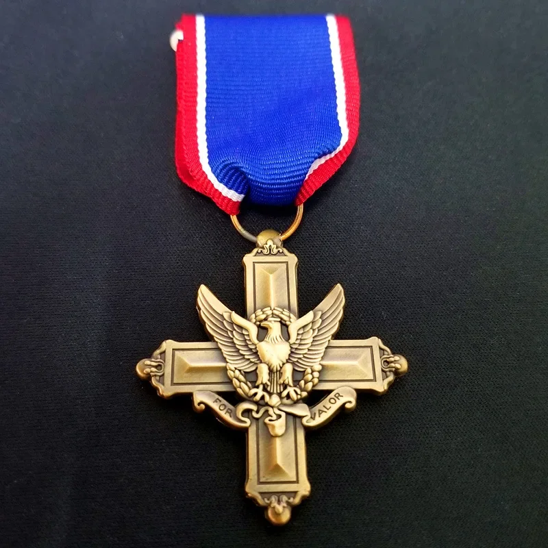 Americký originálny odznak Eagle Original Distinguished Service Cross Cross Material Mattert Reproduction Emblem Emblem vianočné darčeky