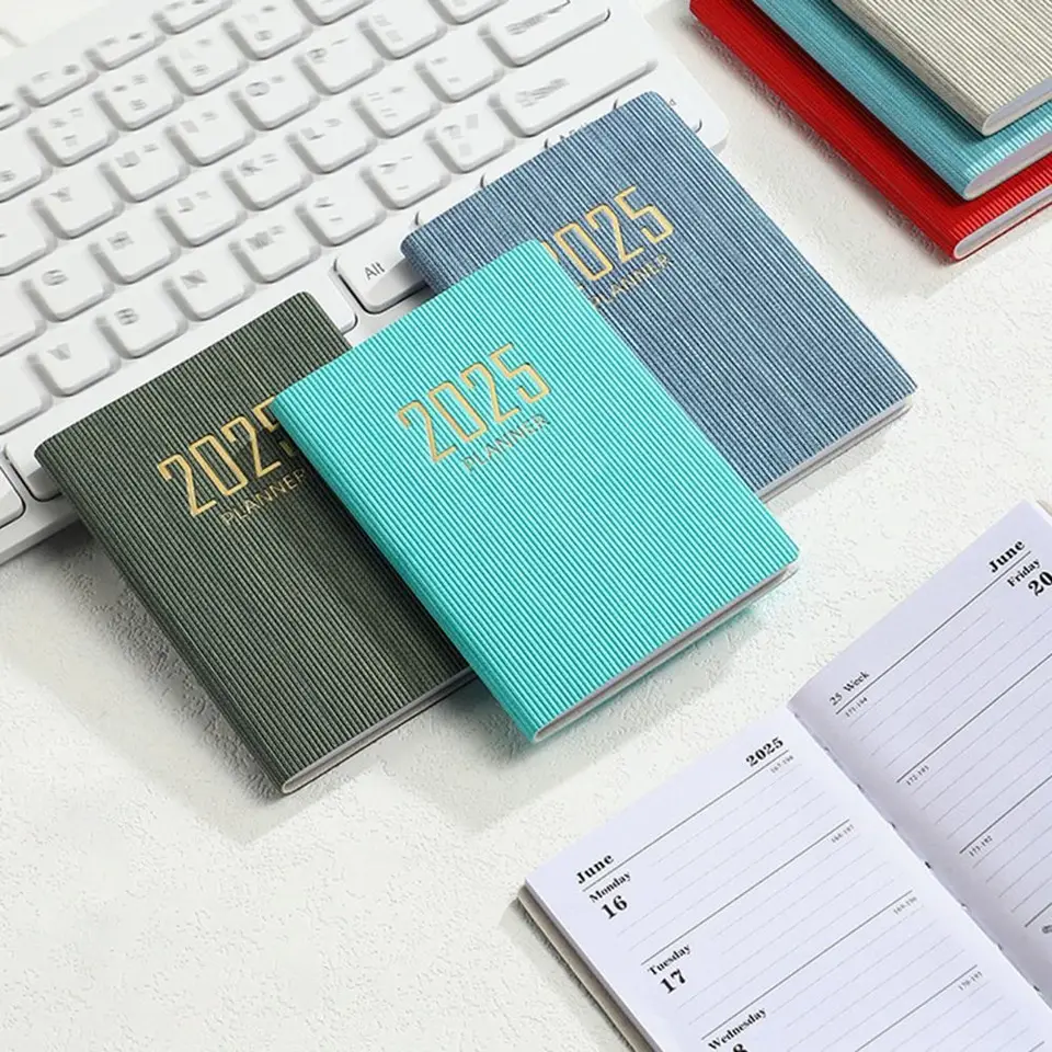 Angličtina A7 Mini Pocket Notebook 12 mesiacov Zoznam poznámok 2025 plánovač poznámkového bloku Akademický týždenný program Agenda Time Organizátor