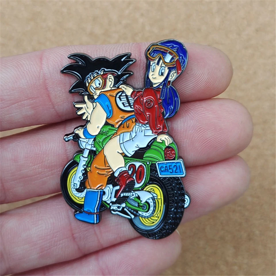 Anime syn Goku Kakarotto Chichi Motocykel Cosplay kostým propags kovový odznak pin zliatiny brošové doplnky