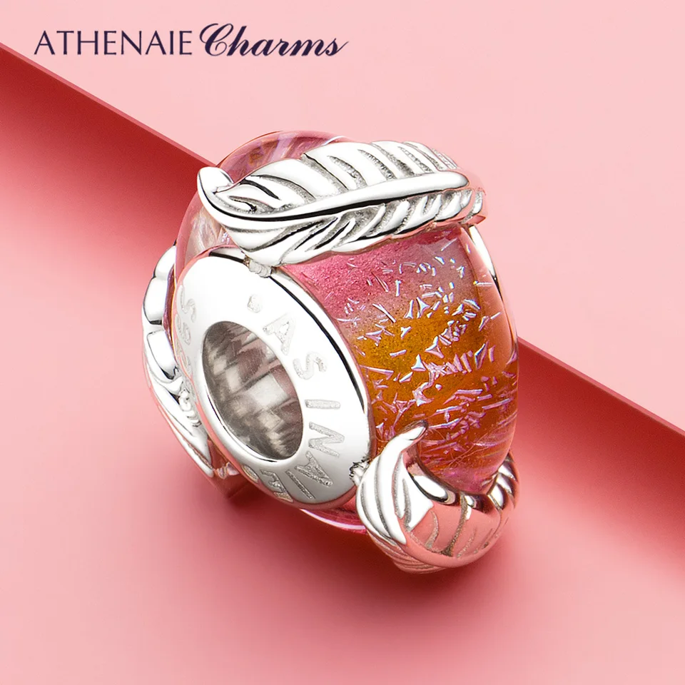 Athenaie originálne sklenené kúzlo Murano Glass Glass s 925 Sterling Silver Core, Feather Pink Color, hodí sa k európskym darčekom pre náramok pre ženy