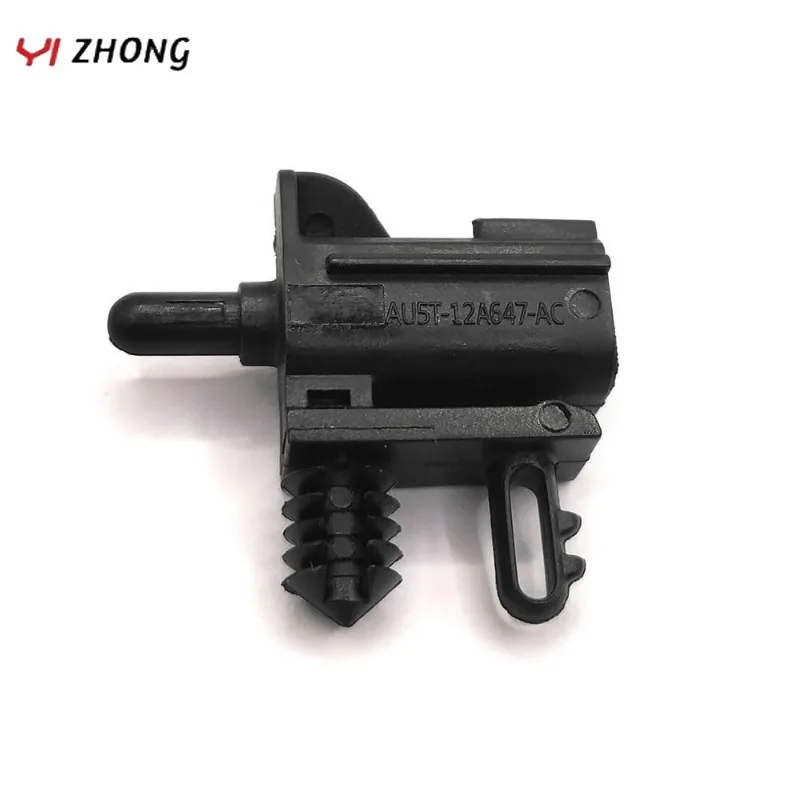 AU5T12A647AC Senzor okolitého vzduchu 2pin pre Ford Fusion F-150 Edge Escape Explorer Fiesta DA1D61764 AU5Z12A647B