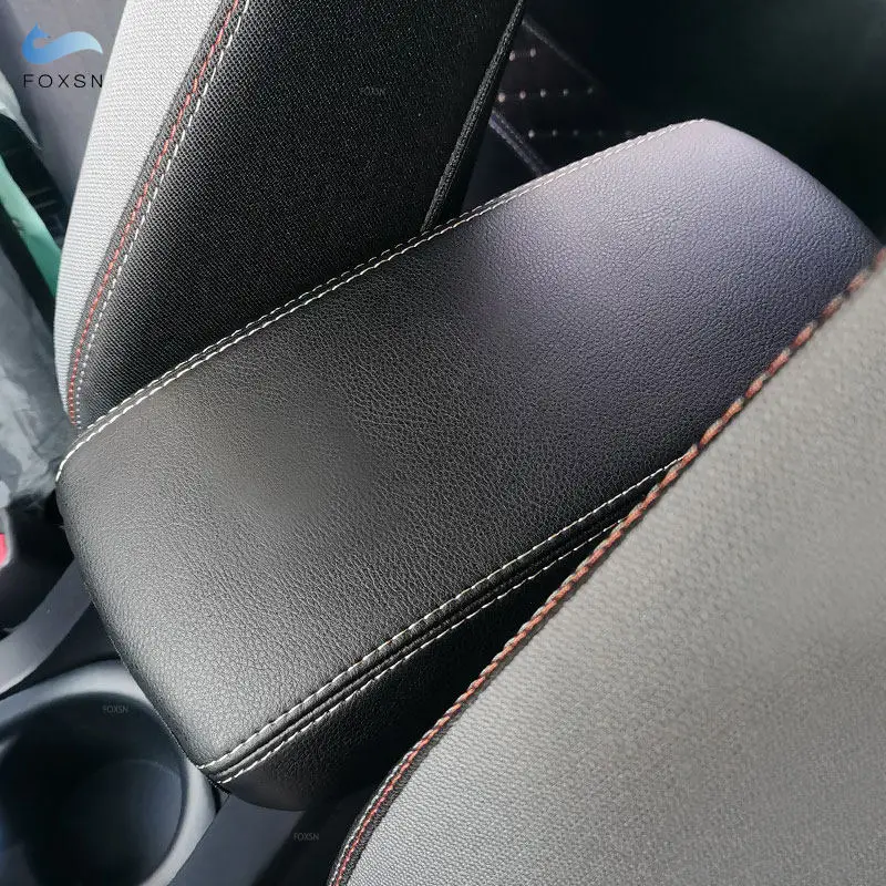 Automobilové doplnky Microfibet Kožené interiérové ​​centrum Console Lirt Lirl Cover Cover Tink pre Toyota Corolla 12. E210 2019 2020 2021