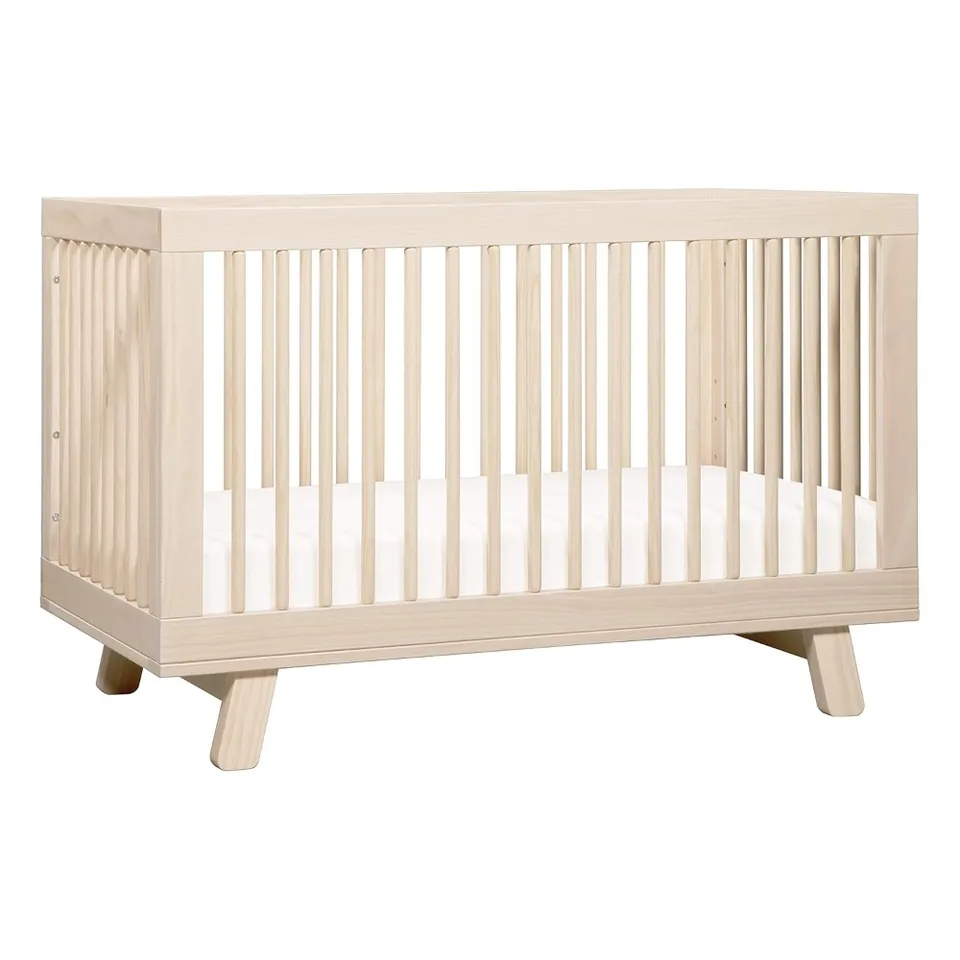 Babyletto Hudson 3-v-1 konvertibilná postieľka s konverznou súpravou pre konverziu batoľa v umývanom prírodnom, Greenguard Gold Certified