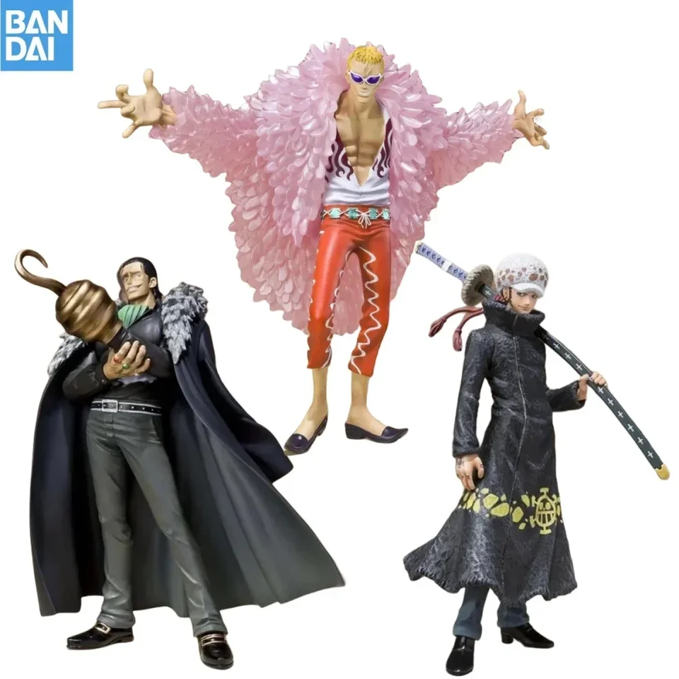 Bandai Original One Piece Anime Action Figure Trafalgar D.Water Law Doflamingo Sir Crocodile Model Ornament Hračky Darčeky k narodeninám