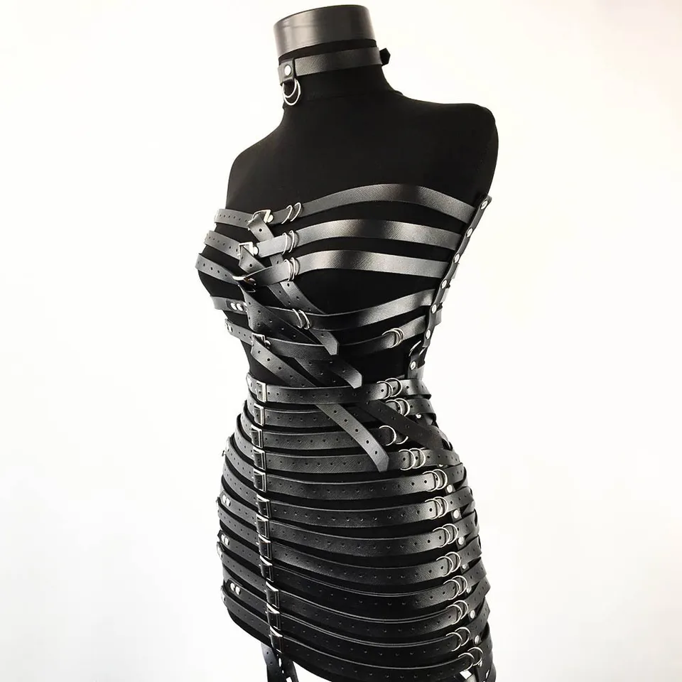 BDSM Sexy spodná bielizeň Celé telo nastaviteľné PU kožené postroje podprsenka Bratage pásový opasok podväzky Nočné klub Nočné kluby Prom luxusné oblečenie