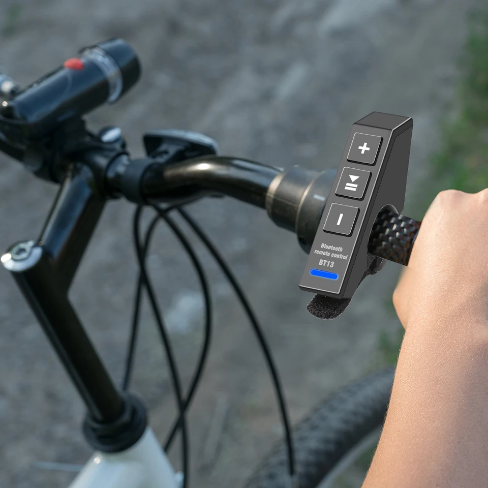 Bezdrôtové tlačidlo diaľkového ovládača Bluetooth kompatibilné Mini Moto Bike Roviadivok ovládač pre náhlavnú súpravu prilby na motocykle telefónu