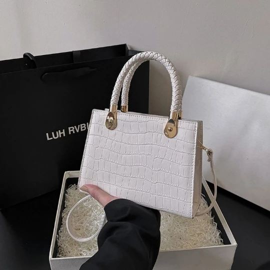 Biela módna žena tašky 2024 Trend Luxusné elegantné ženy dievča Dievča kabelky rameno PVC Lady Crossbody Pu kabelky Dámsky totebag
