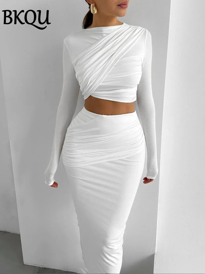 Bkqu elegantné biele rušené šaty súpravy Ženy s dlhým rukávom Top a vysoký pás s dlhou sukňou Bodycon Dva kusy súpravy Party Outfits