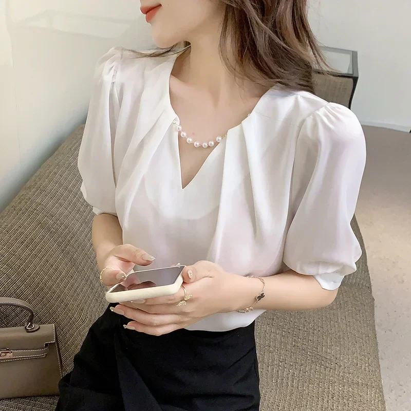 Blúzky Top femme blúzka s krátkym rukávom Ženy Blusas Mujer de Moda 2024 Verano Beading V-Neck Shifon White Blousing Tops Tops E800