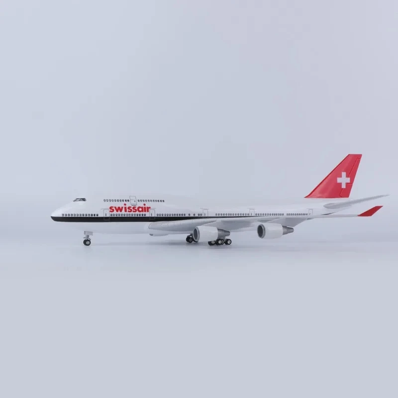 Boeing 747 Stupnica 1/150 Švajčiarske letecké lietadlá Model model lietadla Aircraft Diecast s podvozkom W Svetelné lietadlo pre Collectio