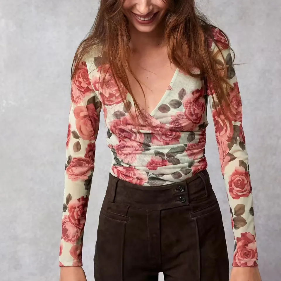 Boho inšpirované ružovou tlačenou mriežkou blúzka Ženy v krku s dlhým rukávom Sexy ženy Tops jarné letné vrchol