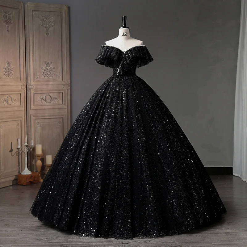 Bomaris Black Off-Ramen Ball Gown Gown Quinceanera Šaty maškarády Vestidos de 15 Anos Pearls Narodeninové šaty prispôsobené šaty