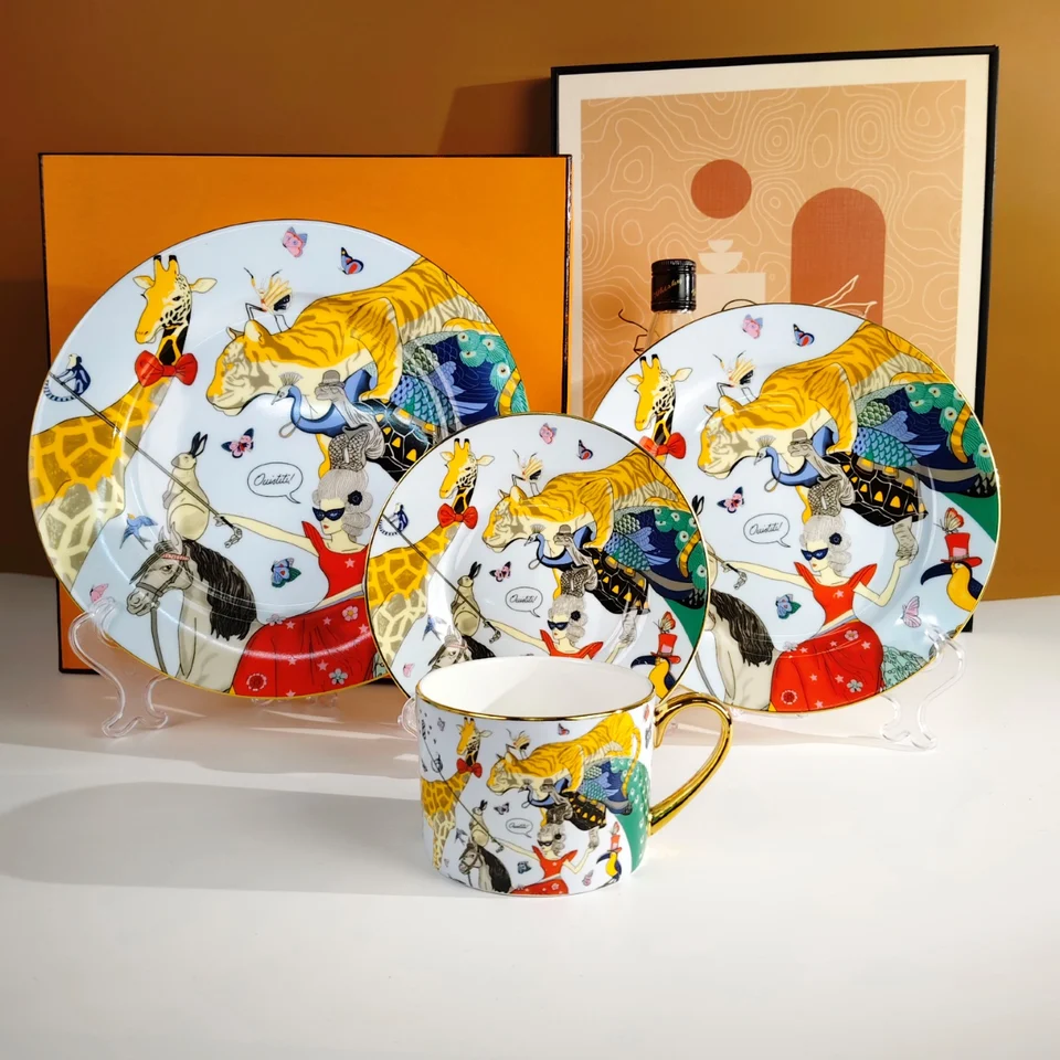 Bone China Home Circus Fantastický riad, večere, tanieri, šálka kávy, hrnček na vodu, fajčenie popolníka, po nastavení čaju