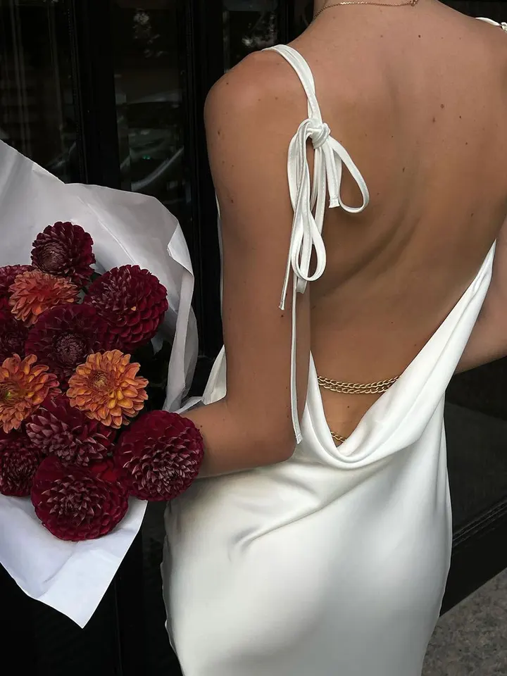 Bornladies jarné leto Ženy hojdacie obojky šaty Susender Stylish Stouchless Sling Chaty Sexy horúce dievča večerné šaty