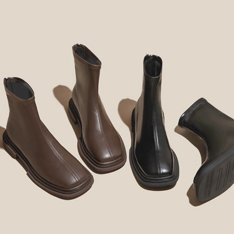 Británia Retro Square Toe Toe Boots Luxury Fashion Chelsea topánky Nové nízke podpätky Platforma Dámske topánky Botas de Mujer