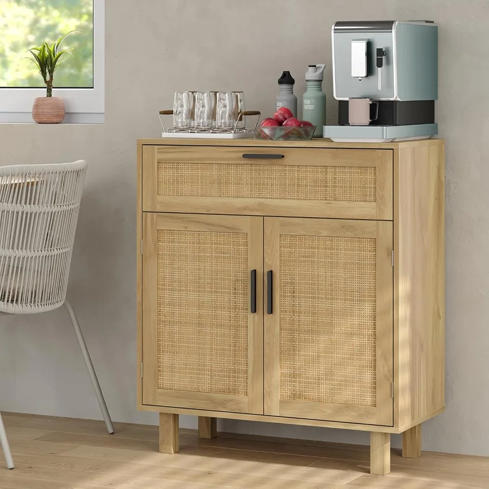 Buffet na príborníku s Rattan zdobenými dverami, kuchynským úložným skrinkou, stolom pre konzolu skrinky, kaviarňou