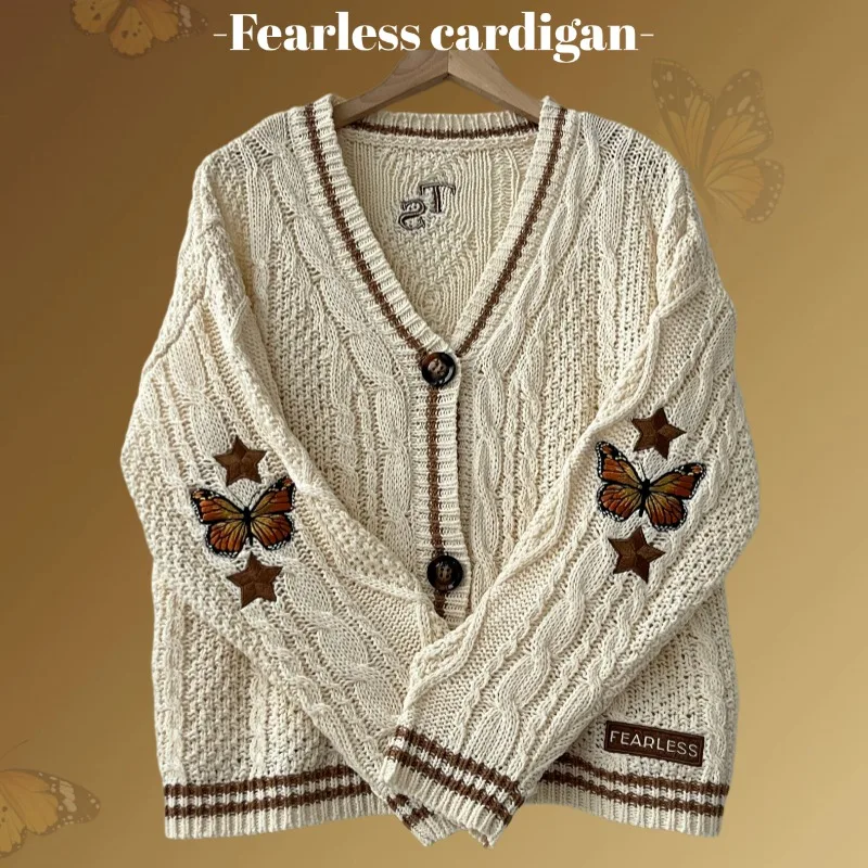 Béžové hnedé ženy Mardigan s motýľou hviezdou Patch Pleted Sweaters Folklore dievčenské vrcholy