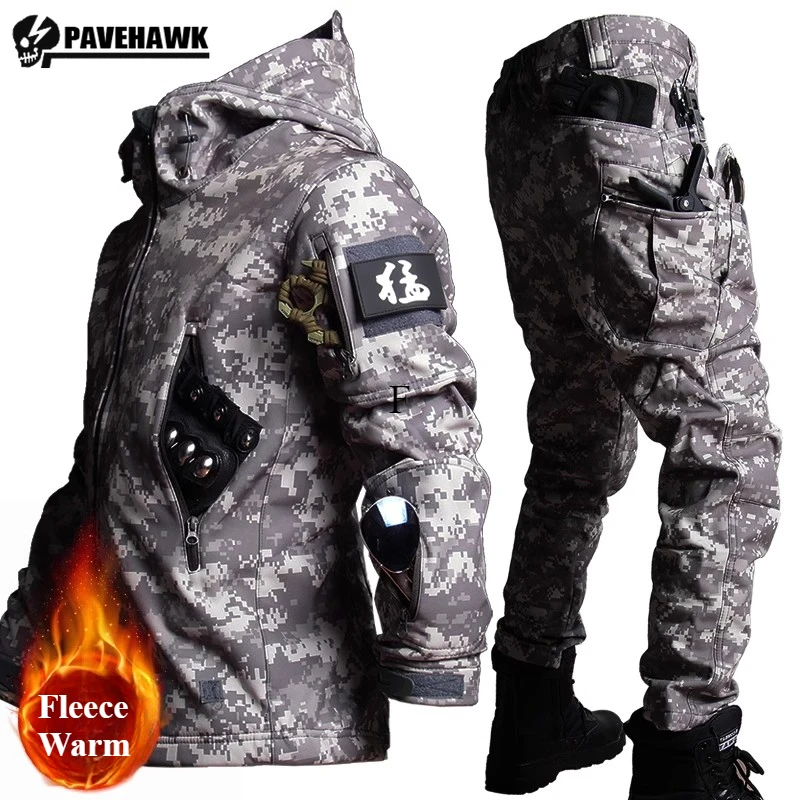 Camo Warm Training Set Mens Soft Shell Witerproof Fleece Hooded Bunda+Viacnásobné vreckové kombinézy 2-PCS Turistické obleky zima zima