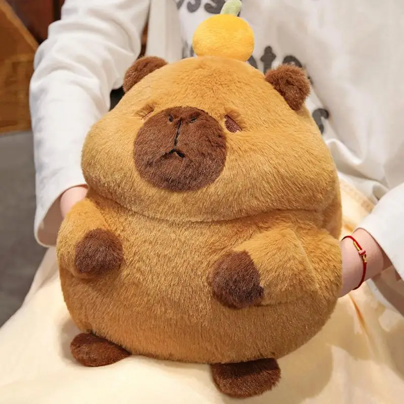 Capybara plnená bábika Zvieratá mastná cabybara Plushie Hračky s oranžovým klobúkom roztomilý vankúš na bábiky s bočným vreckom
