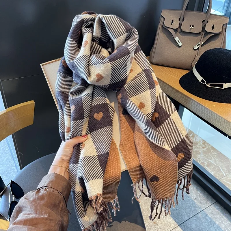 Cashmere Fringe Scarf Dámske pletené srdcové v tvare Plaid Plaid Cytle Girl Winter Scarf College College Shawl Srdce v tvare Plaid šál