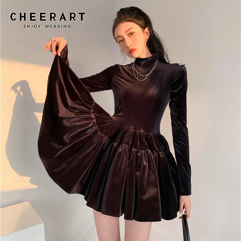 Cheerart vintage malé čierne zamatové šaty Dámske dám