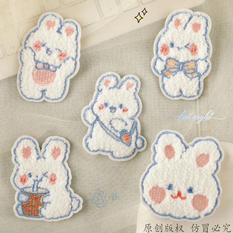 Chenille Bunny výšivka Cartoon Cutoen Cutoen Rabbit Patch odznak oblečenie doplnky klobúky dekorácie DIY výšivky nálepky Nálepky
