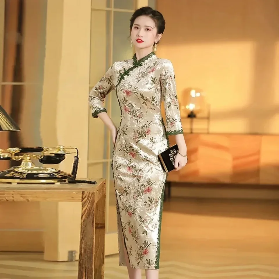 Cheongsam retro čínsky čínsky s dlhým rukávom Velvet Qipao Top moderné dámske kongsamové ženy vylepšené zimné šaty hanfu