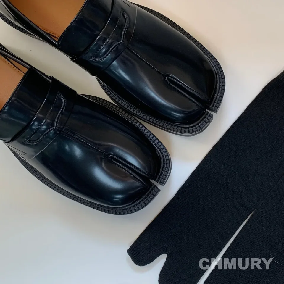 Chmury tabis topánky mokasíry rozdelené špičkové šmykľavky na tabbi pre mužov a ženy tabi-shoes tabby moccasins Zapatos Chaussure