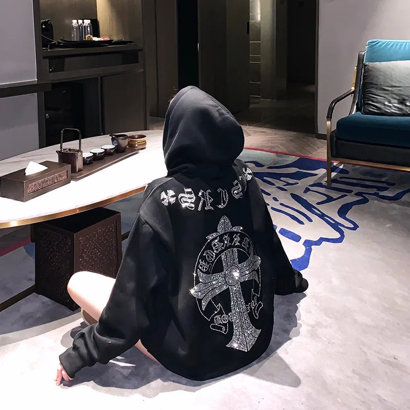 Chrome Hearts 2025 Dámsky nový luxusný lesklý horúci vŕtačku Jeseň a zima plus plyšový dizajn lenivý voľný trend mikiny