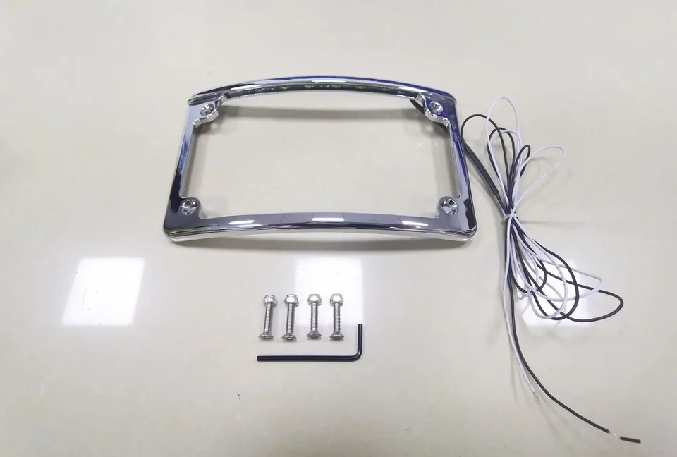 Chrómový zakrivený rámec ŠPZ s/ LIGHT FILD FOR pre Harley Electra Road Street Glide flHtcu flHtc fltru fltrx flHx flHxs