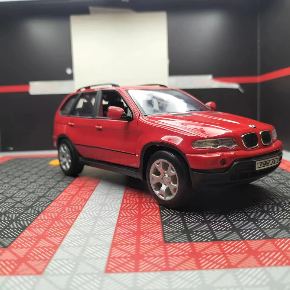 Chybné die-cast 1:24 v stupnici Willy BMW × 5 SUV Simulation zliatiny zliatiny Model Collect Zbierka ventilátor