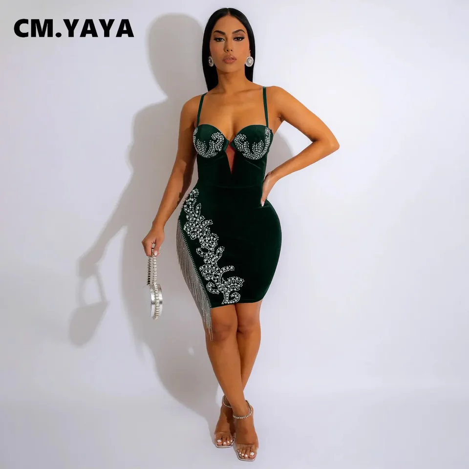 Cm.yaya Velvet Women Women Tassel Slit Side Spaghetti Strap Sweetheart Collar Bodycon Mini šaty INS Sexy Night Party Club Šaty