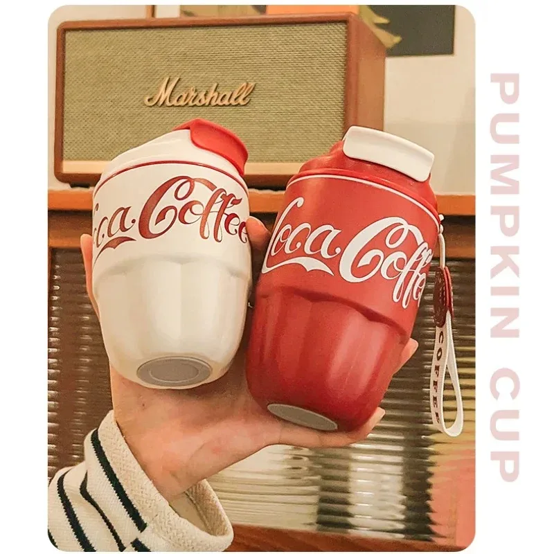 Coca Cola High Beauty Muž a študentka Študentská voda Cup Darček šálka kávu pohár 304 z nehrdzavejúcej ocele Izolovaný šálka