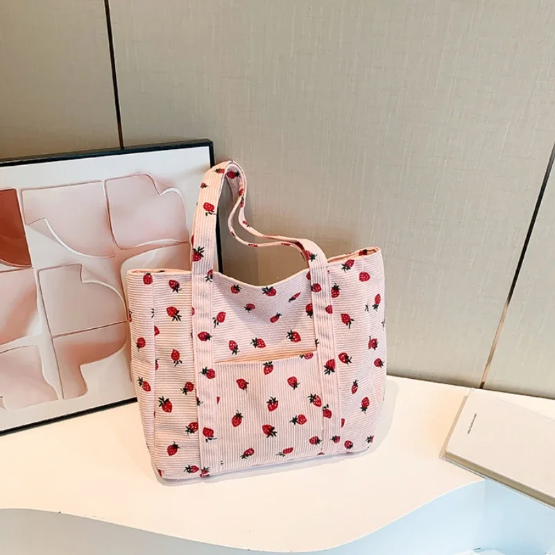 Corduroy kabelka jahody plážové tašky módne všestranné tašky na rameno largecacity jednoduché dochádzajúce dámske tote tašky Bolsos