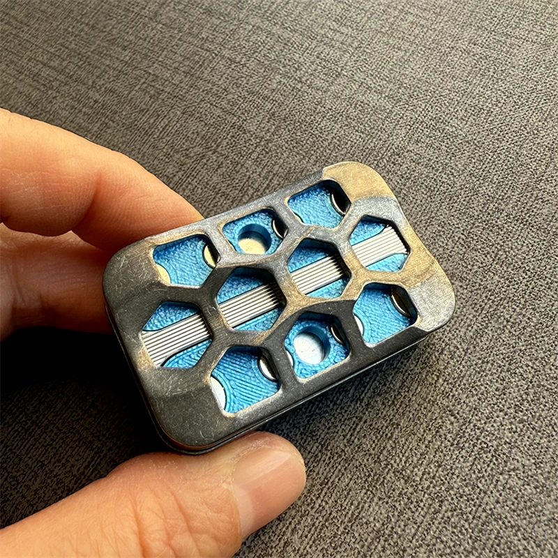 Creative Hollow Metal Push Fidget Slider Magnetic EDC Fidget Hračky Stres Stres a zostať sústredené hračky ADHD Hračky Cool Gadgets