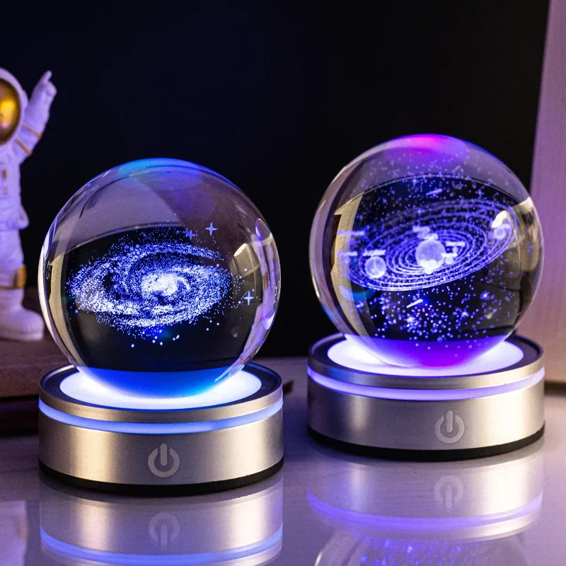 Crystal Ball Nočné svetlá Žiariace planétu Galaxia Astronaut 3D RGB Moon stolová lampa Atmosféra lampa stolové dekorácie detské darčeky