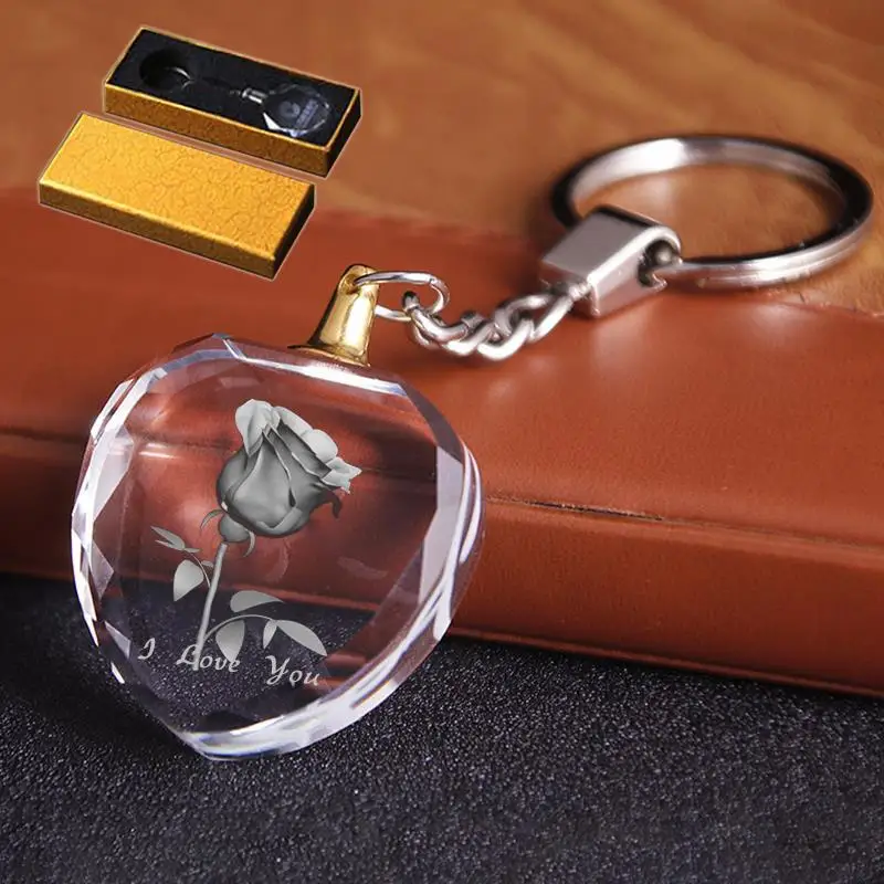 Crystal Keychain FADE Color ružový vzor Láska tvar krištáľový kamienok LED LED LEGLE LIGER KEYCHAIN ​​KEYCHAIN ​​ŠPECKY