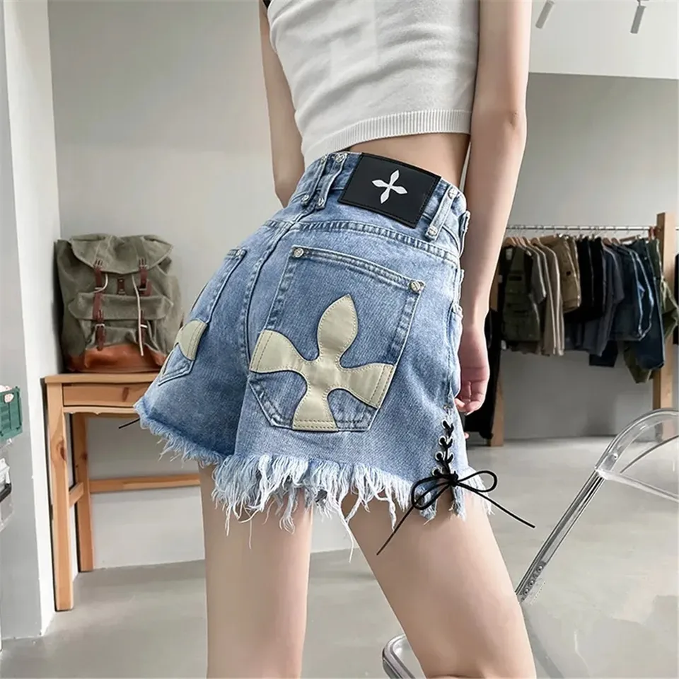 Dark Gothic hip hop džínsové kraťasy Ženy Čierna osobnosť letný bandáž Tassel Trend Jeans Kórejské surové sladké cool cool Streetwear 5xl