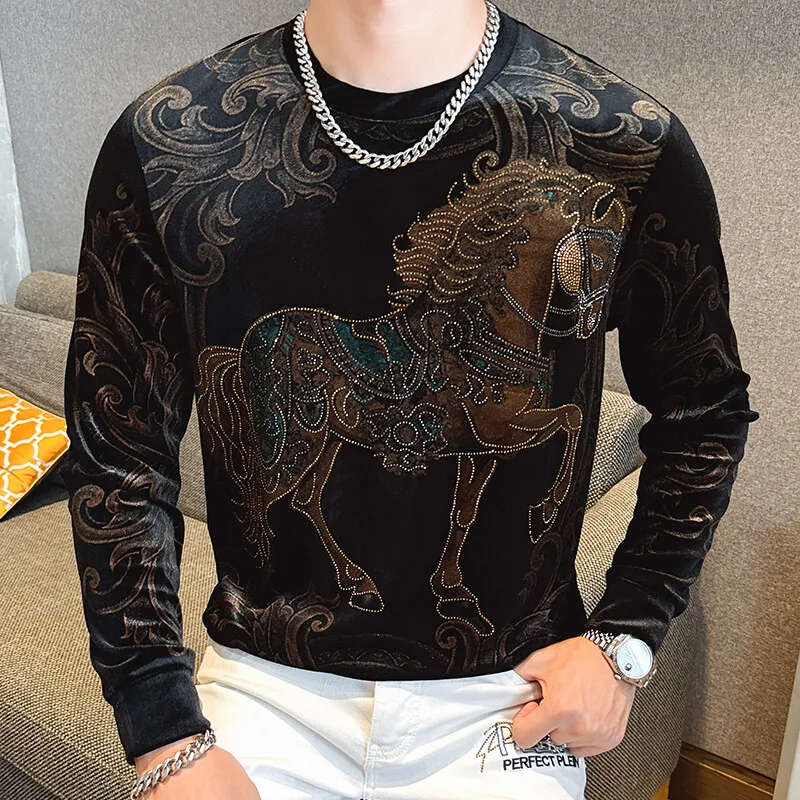 Dbinestone Horse Premium tričko pre mužov s dlhým rukávom Dizajn pružina pružina špičková kvalita zamatovej mäkkej pohodlnej camisetas de hombre