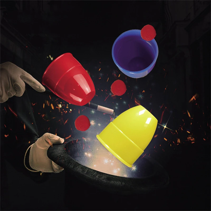 Deluxe šálky a gule (plast) od Kupper Magic Trics Galls sa javí vanistka Magia Close Up Illusions Gimmicks Kid Mentalism Props