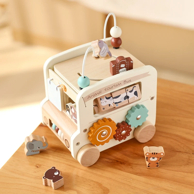 Detská drevená Montessori Toy Baby Päť-in-na autá hračky Polyhedron rušné autobusy hračky pre deti rané vzdelávanie ručný mozgový zmysel organ hračky darček