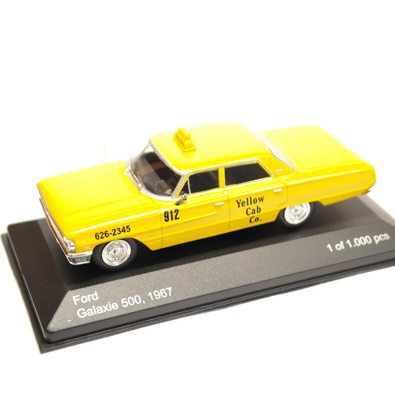Diecast 1/43 Scale Ford Galaxie 500 New York Taxi zliatiny Model Collectible Ornament Boys Darčeková hračka