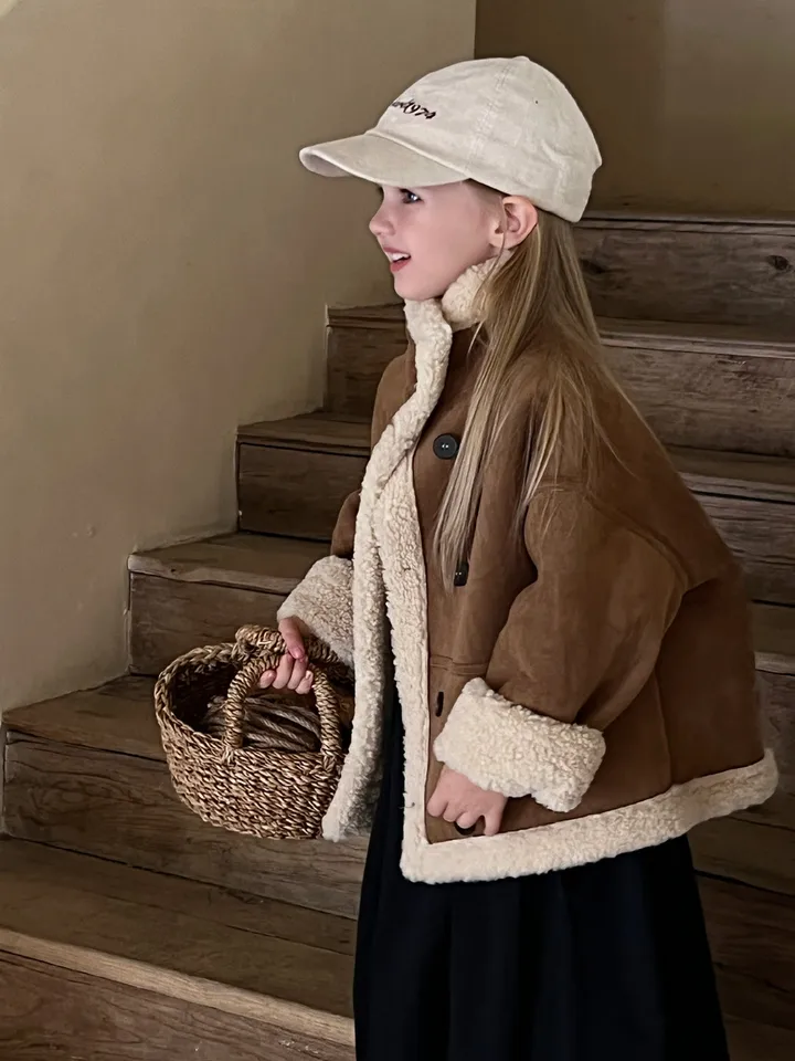 Dievčatá kabát Jeseň a zima Nové retro jahňacie vlnené detské kožušiny integrované Stand Up Collar Casua Coat Detské bundy pre dievčatá