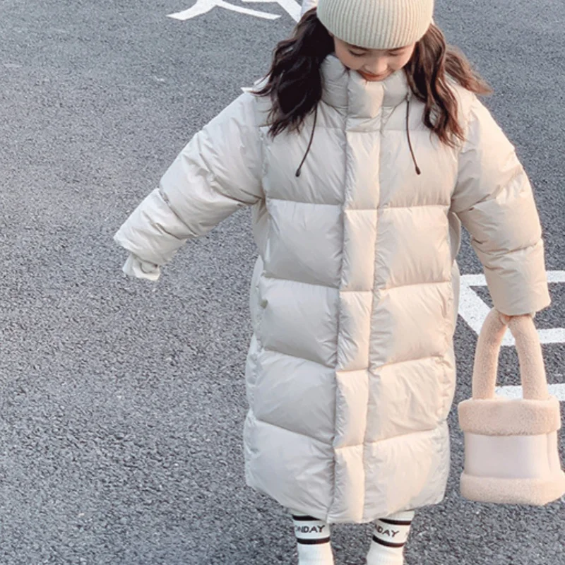 Dievčatá kabátová kabátová bunda Windbreak Outerwear 2024 Béžová zimná jeseň teplá bavlna vianočný darček pre detské oblečenie