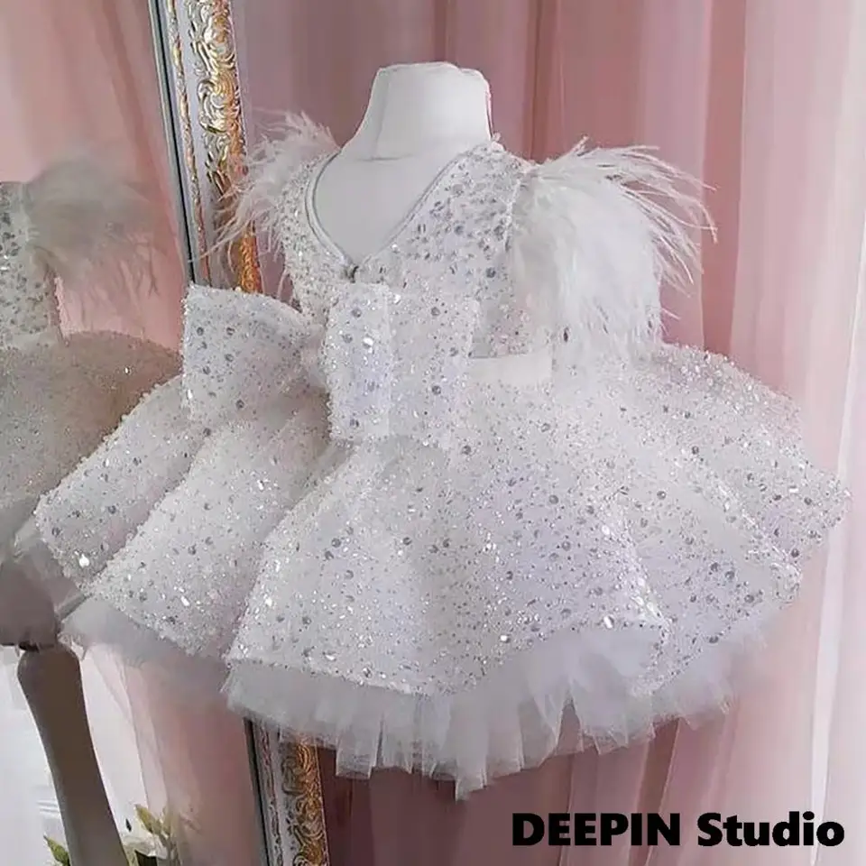 Dievčatá šaty 2024 Nové dievčatá Šaty pre detské perie Fliter Baby Princess Tutu Dress Birthday Party Detské oblečenie