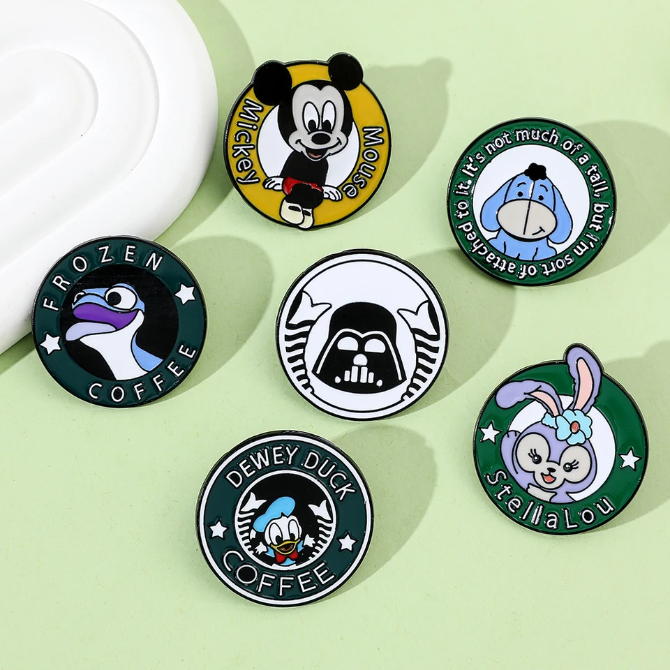 Disney Cartoon Pins Mickey Donald Duck Eeyore bruni vzor Round Metal Badges Brošes roztomilé detské drobky vianočné darčeky