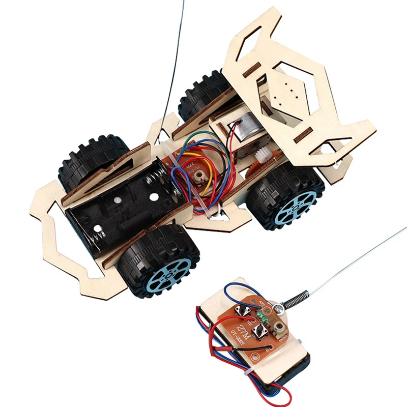 DIY RC Hračky Hračky Zostava drevených stavebných vozidiel Racing car hračky vedecký experiment model súpravy darček pre deti