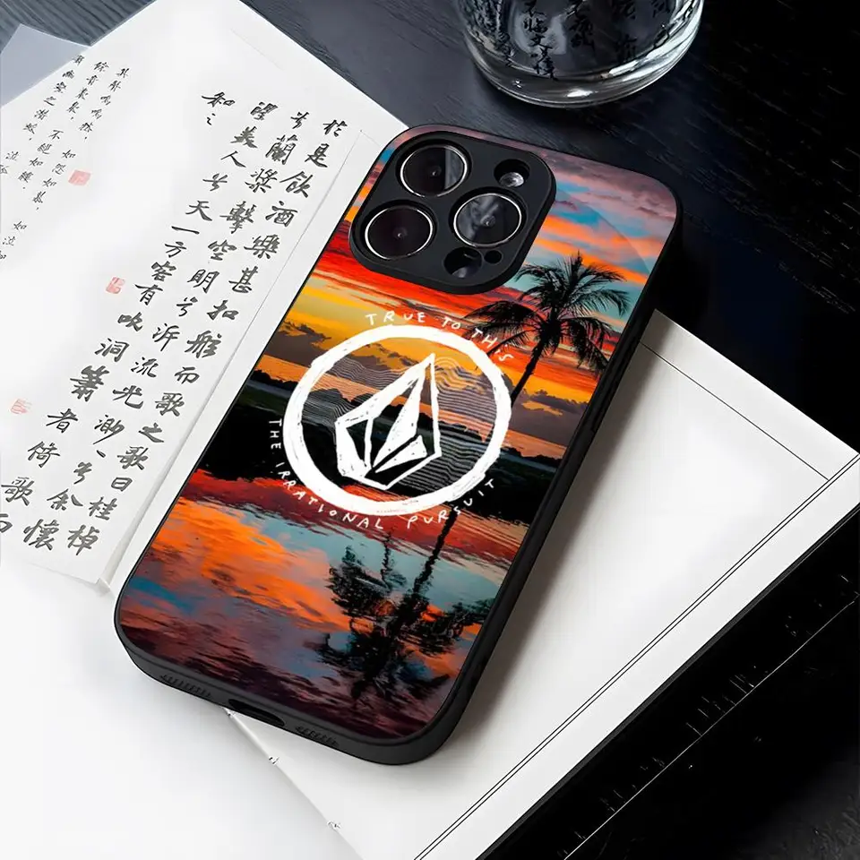 Dizajn Volcom Puzdro Pase Temped Glass pre iPhone 14 13 12 15 11 Pro XS Max Plus Mini x xr 8 7 6s SE2020 Coque